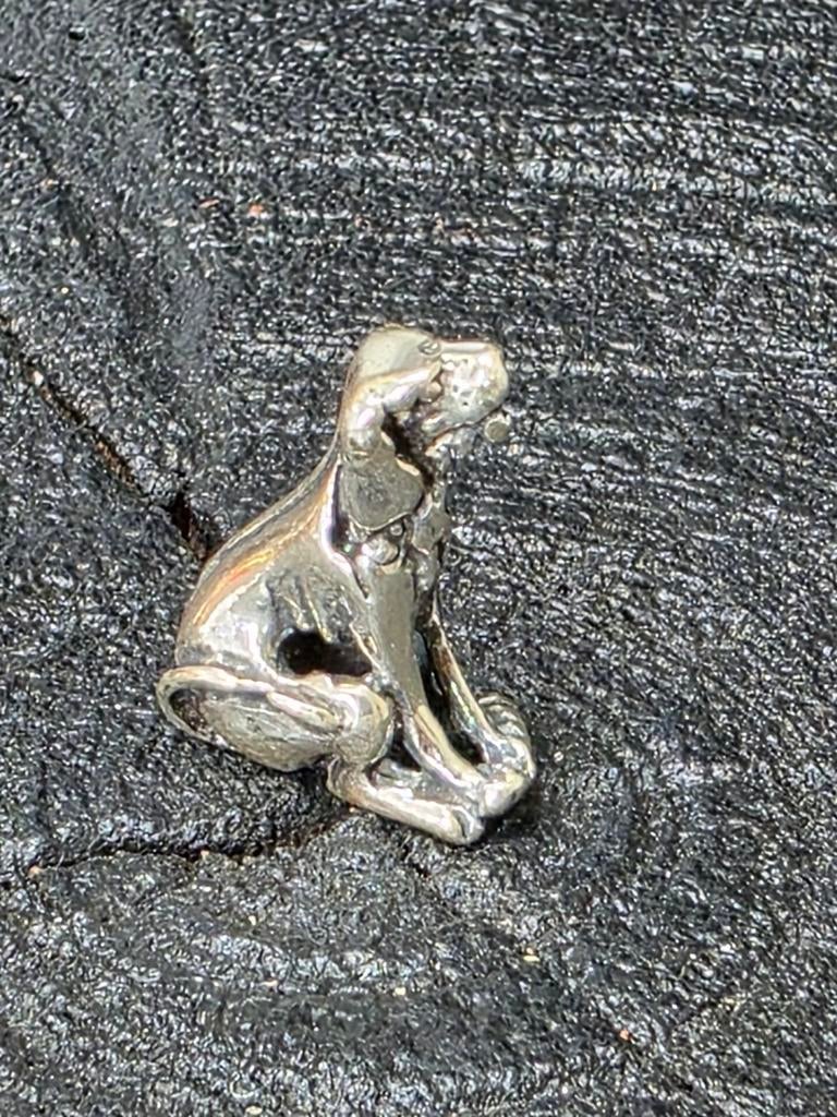 Zilveren Miniatuur Hondje - Zittend, Antiek en Kunst, Antiek | Goud en Zilver, Verzenden, Zilver