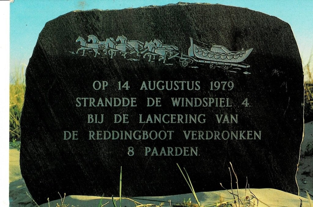 Ameland, monument, Ophalen of Verzenden, 1960 tot 1980, Ongelopen, Waddeneilanden