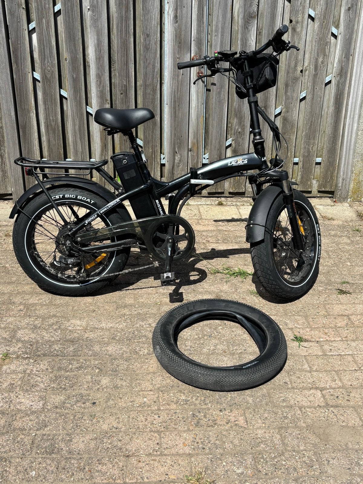 Lacros Mustang elektrische vouwfiets met nieuwe banden, Fietsen en Brommers, Gebruikt, 51 tot 55 cm, 50 km per accu of meer, Ophalen