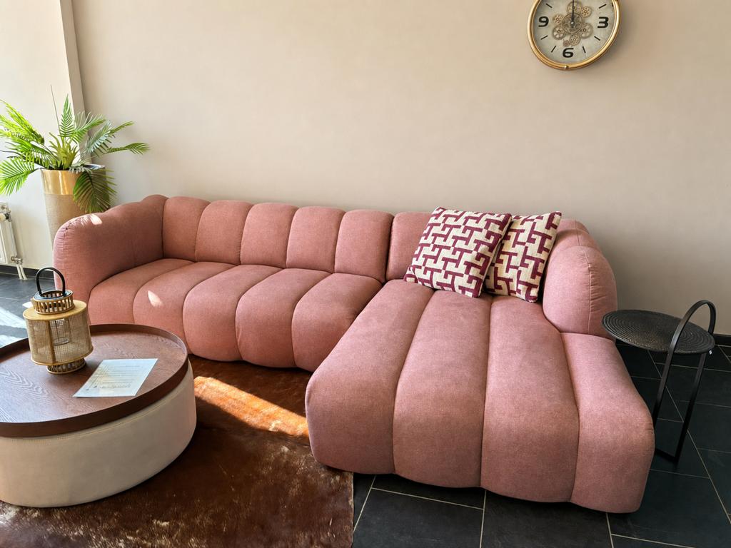 Showroom opruiming! BANK Corby! Nieuwe bank € 899,-, Huis en Inrichting, Banken | Bankstellen, Ophalen, Hoekbank, Vierpersoons of meer