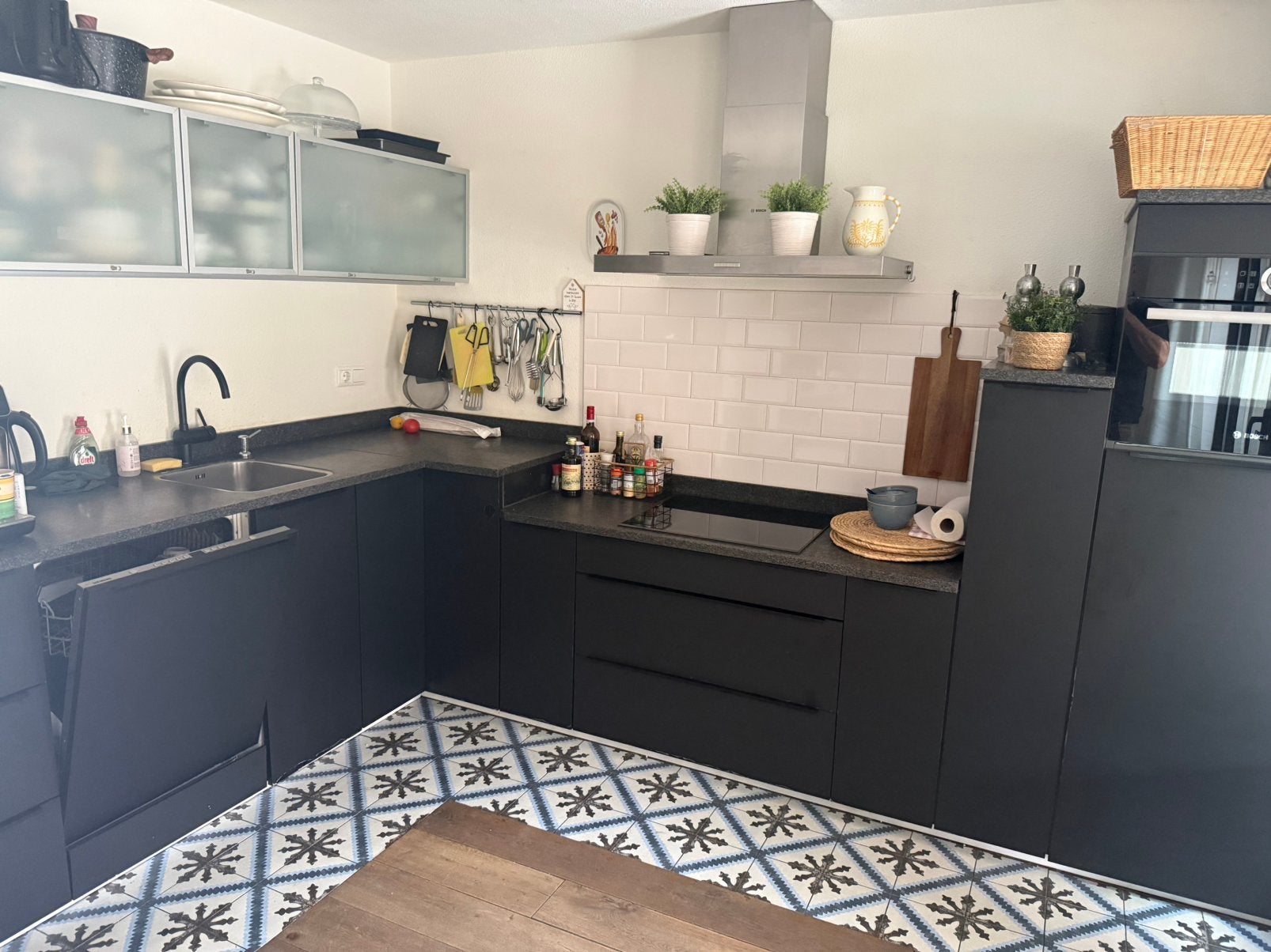 Keuken te koop, Ophalen, Gebruikt, Zwart, Hoekkeuken