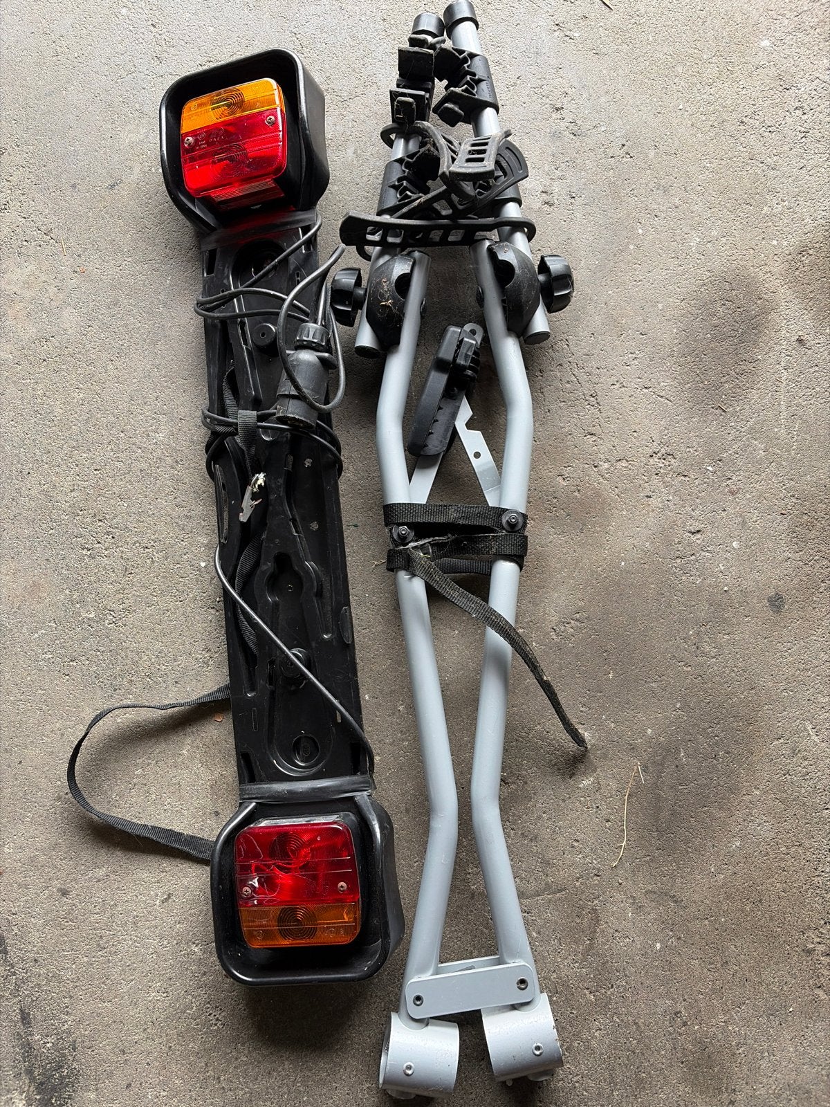 Thule fietsendrager voor 2 fietsen - trekhaakbevestiging, Ophalen, 2 fietsen, Gebruikt, Trekhaakdrager