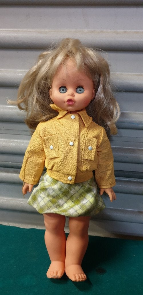 popje vintage met originele kleertjes, Verzamelen, Poppen, Ophalen of Verzenden, 'T Olde Gre-j, Info@toldegrej.nl, Endepoelstraat 20f Didam