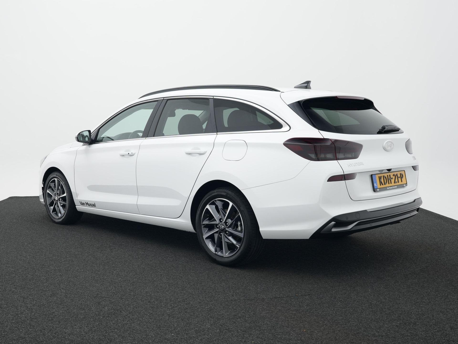 Hyundai i30 Wagon 1.6 T-GDi Premium | Lederen bekleding | St, Auto's, Hyundai, 4 cilinders, 610 kg, Wit, I30