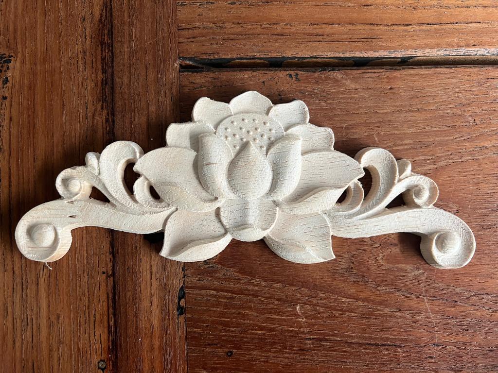 Chinese lotus houtsnijwerk ornament applique chinees console, Verburgt Vintage, Nieuw, Ophalen of Verzenden, https://verburgtvintage.nl/#contact