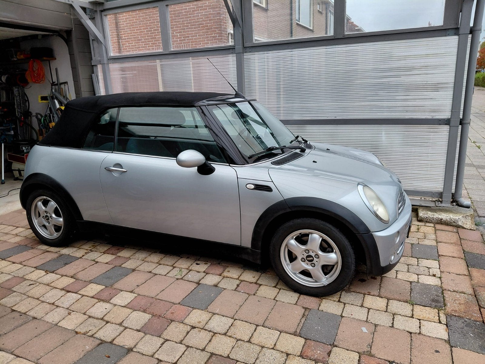 MINI Cooper One Cabrio 1.6 – 2007 – 228.xxx km – Nieuwe APK, Auto's, 4 cilinders, Cabriolet, 4 stoelen, Handgeschakeld