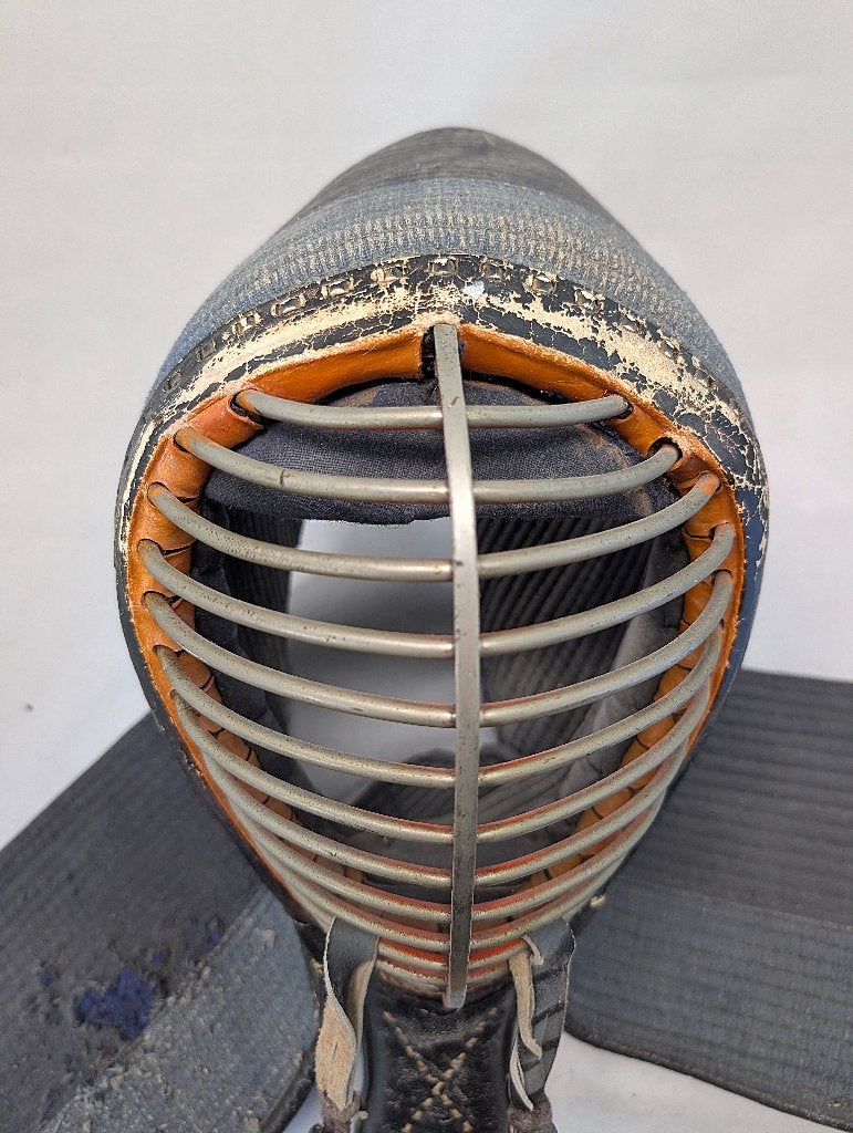 Kendō Men Helmet, Japan, 1960s, Sport en Fitness, Ophalen of Verzenden, Gebruikt, Kendo, Vechtsportbescherming