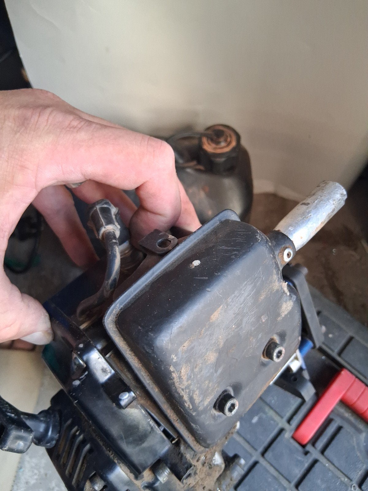 te koop fg mader .carson motor en uitlaat, Ophalen of Verzenden, Overige schalen, Benzine, Onderdeel
