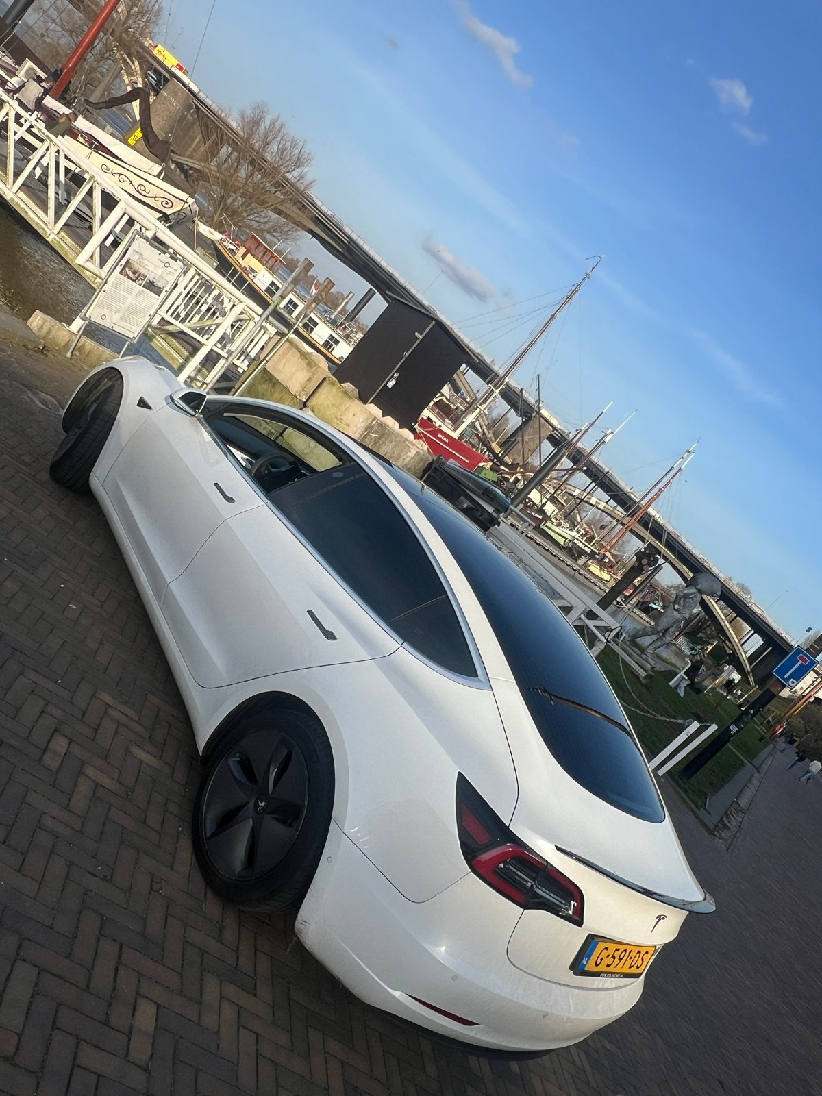 Tesla Model 3 2019 Wit, Auto's, Tesla, Automaat, Zwart, Wit, Origineel Nederlands