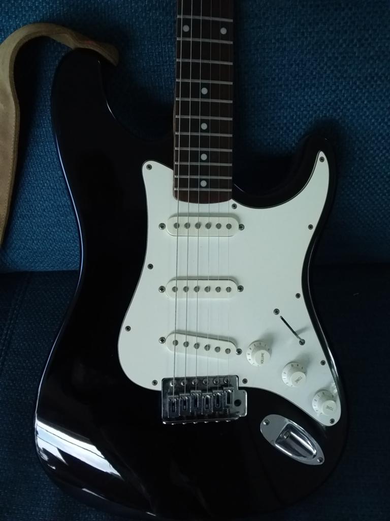 Vantage model vie 11D/BK Indonesia, Muziek en Instrumenten, Snaarinstrumenten | Gitaren | Elektrisch, Ophalen, Solid body, Overige merken