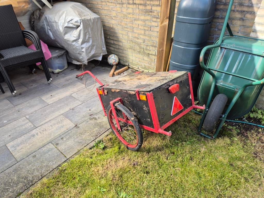 Oude fietskar, Ophalen, Gebruikt, Onbekend, Bagagekar