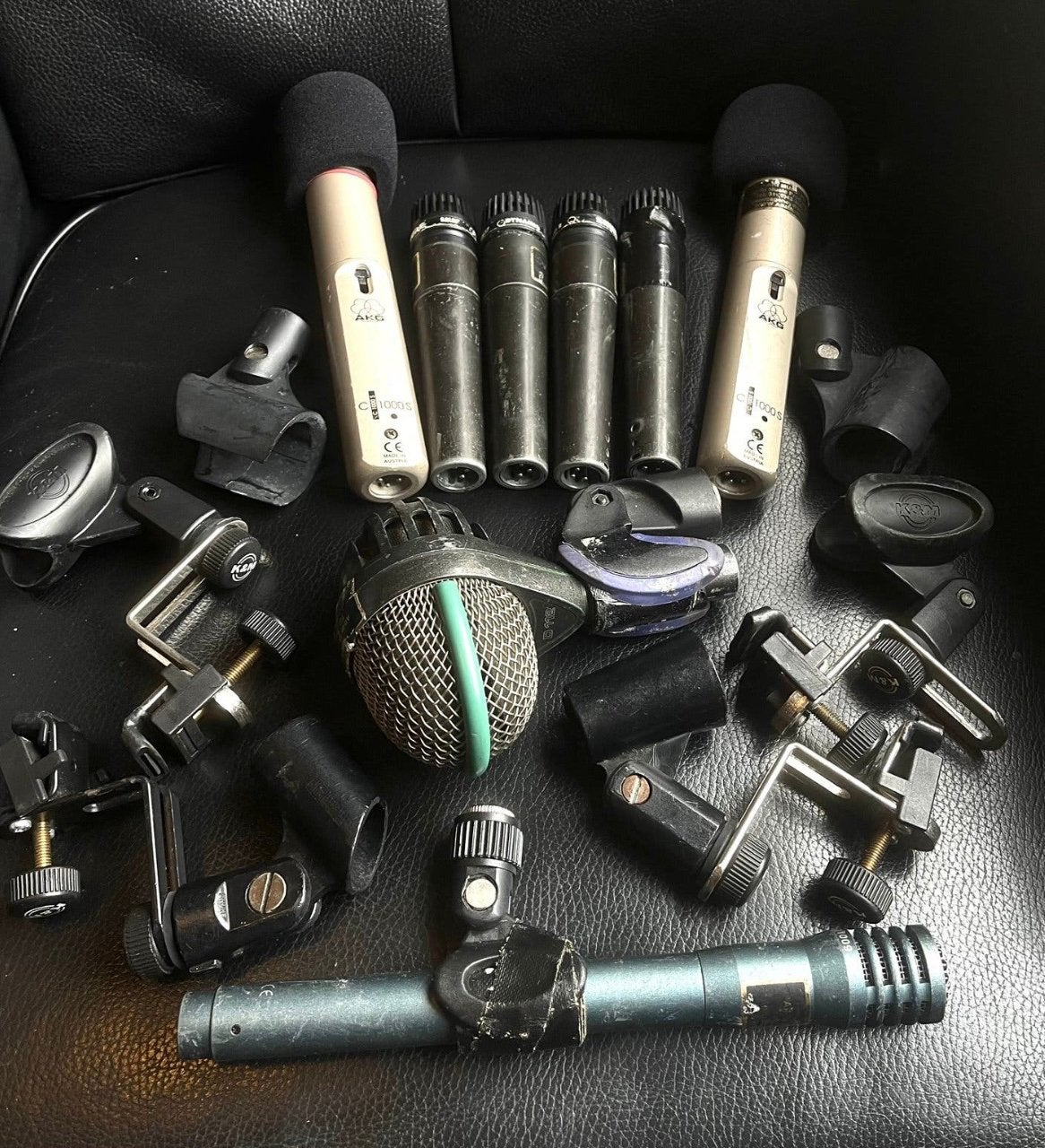 Set (7-delig) AKG en Shure Drums/Bass Mics., Muziek en Instrumenten, Ophalen of Verzenden, Gebruikt, Instrumentmicrofoon