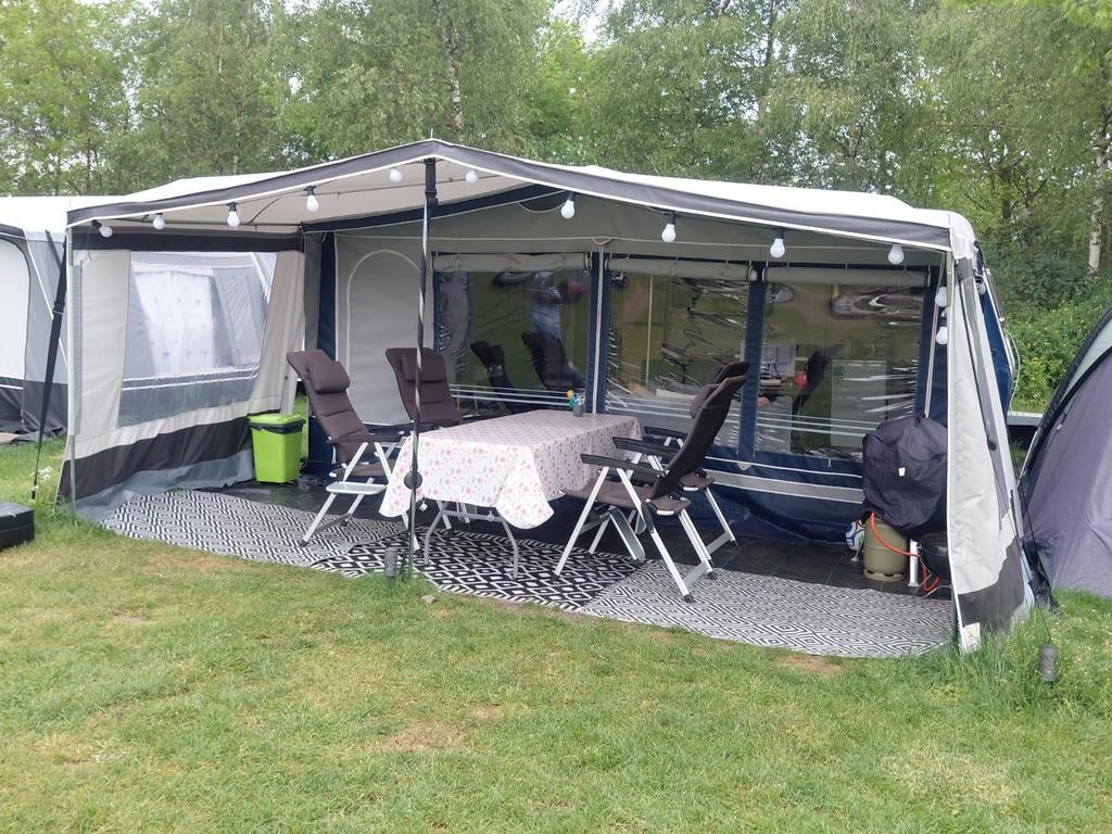 LMC Lord Münsterland Caravan Siesta, Vast bed, Treinzit, 750 - 1000 kg, Particulier