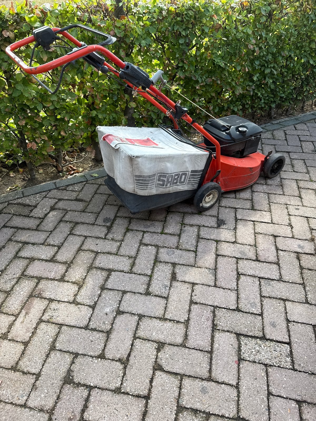 Sabo Duwmaaier 52cm - V-Snaar defect, Ophalen, Cirkelmaaier, Gebruikt, Opvangbak