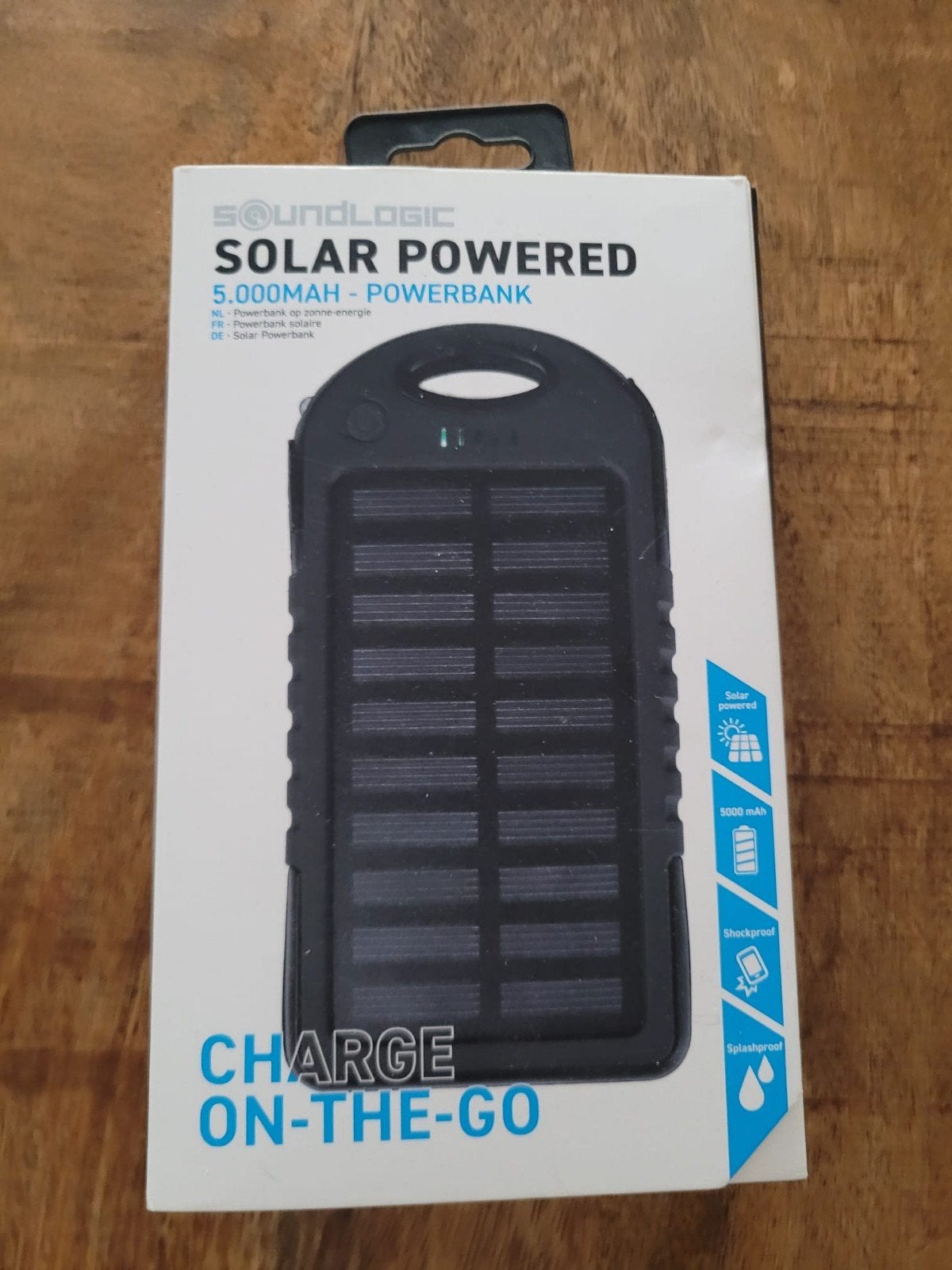 Soundlogic Solar Powerbank 5000mAh - Opladen onderweg, Ophalen of Verzenden, Nieuw, Overige typen, Universeel