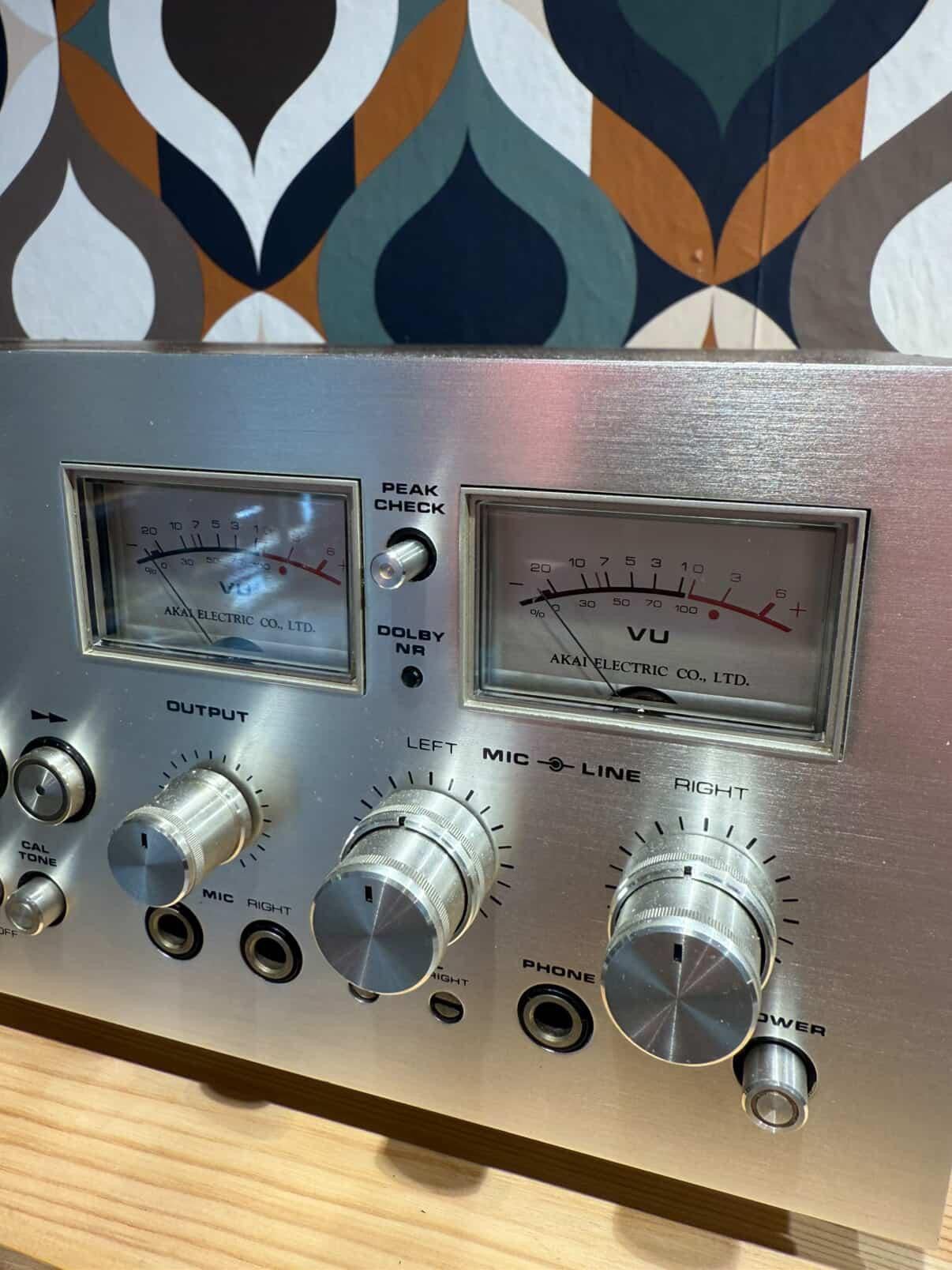 Akai GXC-760D, gereviseerd, speelt zeer goed, nieuwstaat., Ophalen, Contact@vintageaudiobreda.nl, Enkel, Tiptoetsen