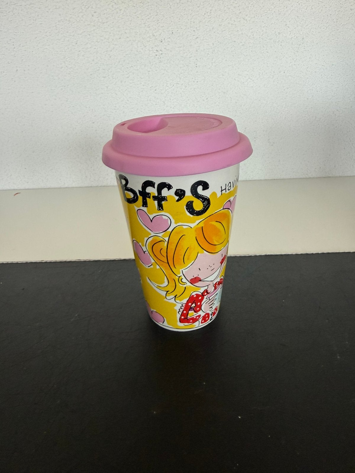 Coffee to go mok blond Amsterdam, Huis en Inrichting, Keuken | Servies, Ophalen of Verzenden, Zo goed als nieuw, Aardewerk, Kop(pen) en/of Schotel(s)