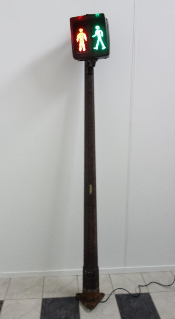 DECORATIE stoplicht met verlichting oud zwaar metalen pilaar, Ophalen, Gebruikt