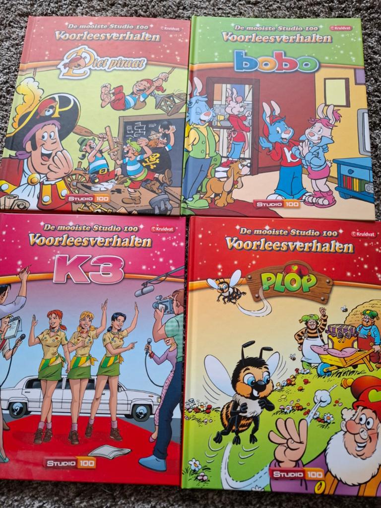 4 boekjes met voorlees verhalen, Boeken, Kinderboeken | Kleuters, Ophalen, Nieuw, Fictie algemeen