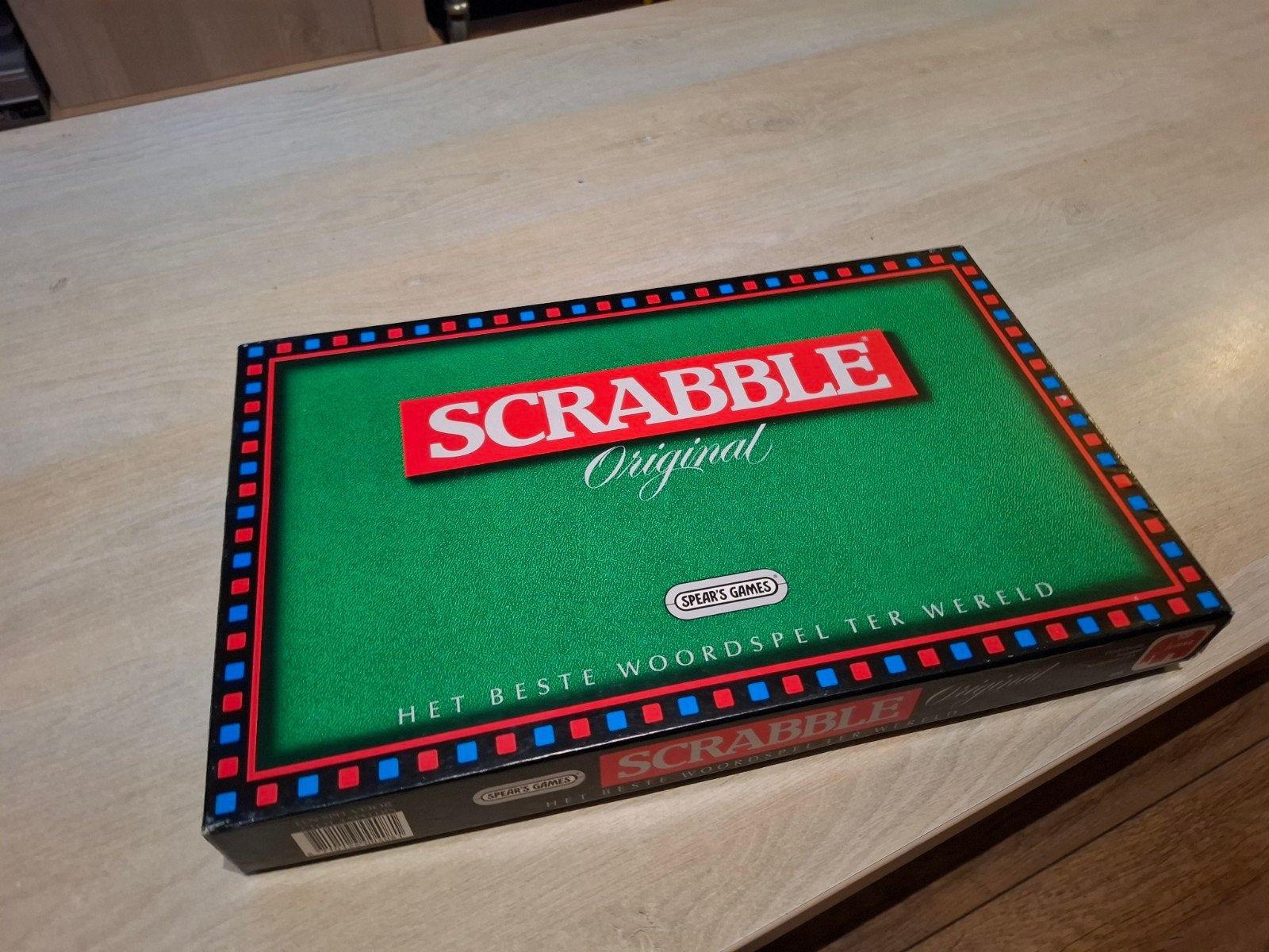 Scrabble Original Bordspel - Het Beste Woordspel, Ophalen of Verzenden, Zo goed als nieuw, Drie of vier spelers, Postbus 1076, 1000 BB Amsterdam