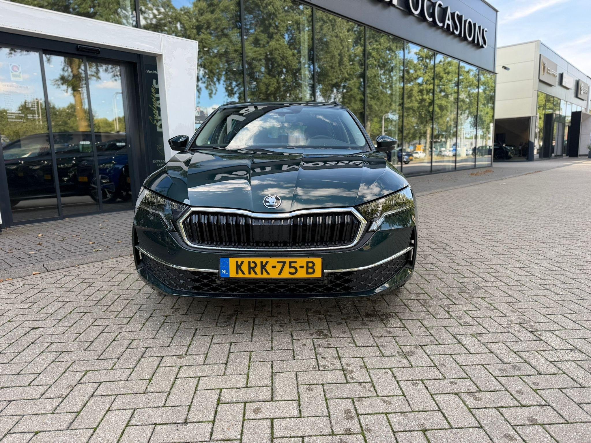 Skoda Octavia Combi 1.5 TSI MHEV Business Edition Plus | Aut, Auto's, 12 maanden, Stof, 1498 cc, Euro 6
