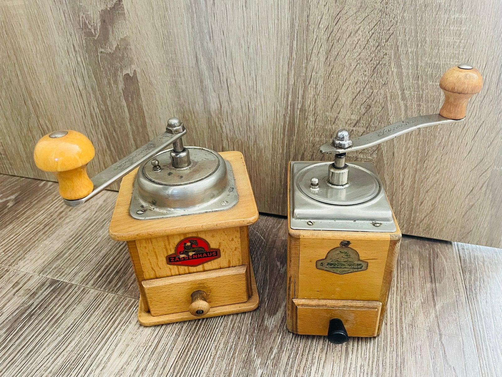 Vintage Zassenhaus koffiemolen - Handmatig, Antiek en Kunst, Antiek | Keukenbenodigdheden, Ophalen