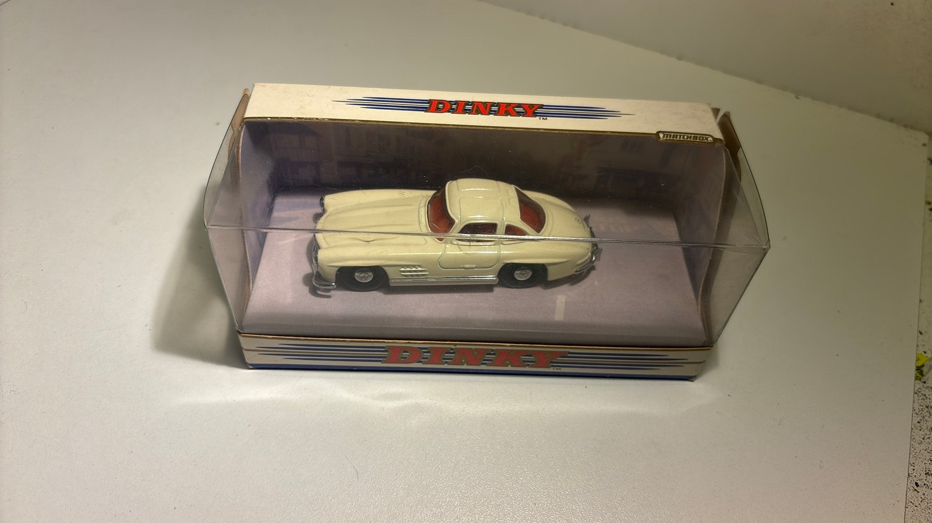 Mercedes benz 300 sl dinky matchbox 1.43, Auto, Ophalen of Verzenden, A, A