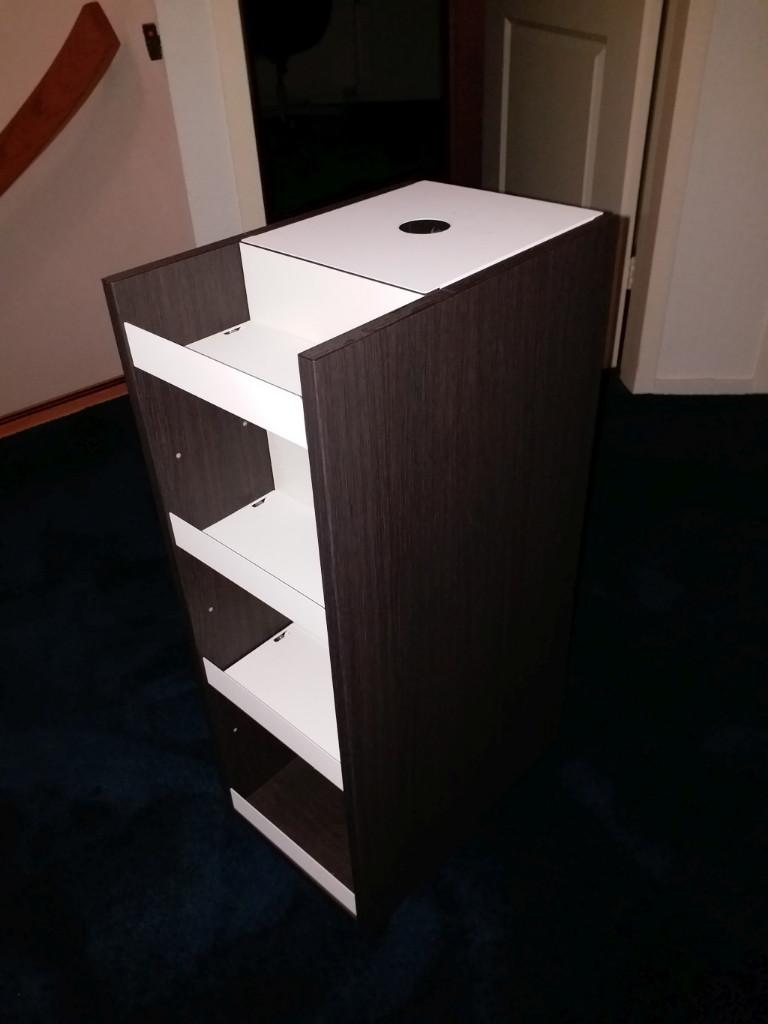 IKEA KLAMPEN BADKAMERKASTJE BRUIN/WIT NIEUW, Huis en Inrichting, Badkamer | Badkamermeubels, Ophalen, (Half)hoge kast, Minder dan 50 cm