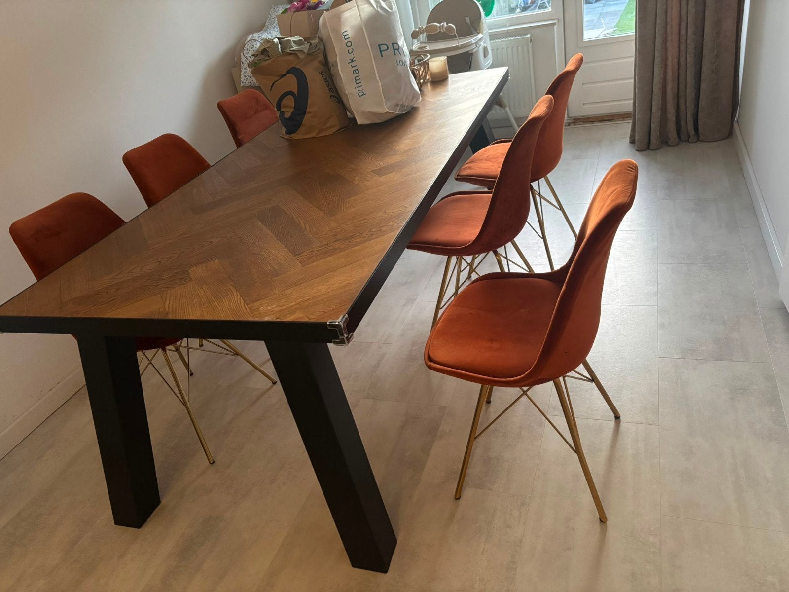 6 oranje eettafel stoelen, Huis en Inrichting, Tafels | Eettafels, Modern, Industrieel, 50 tot 100 cm, Zo goed als nieuw, 150 tot 200 cm