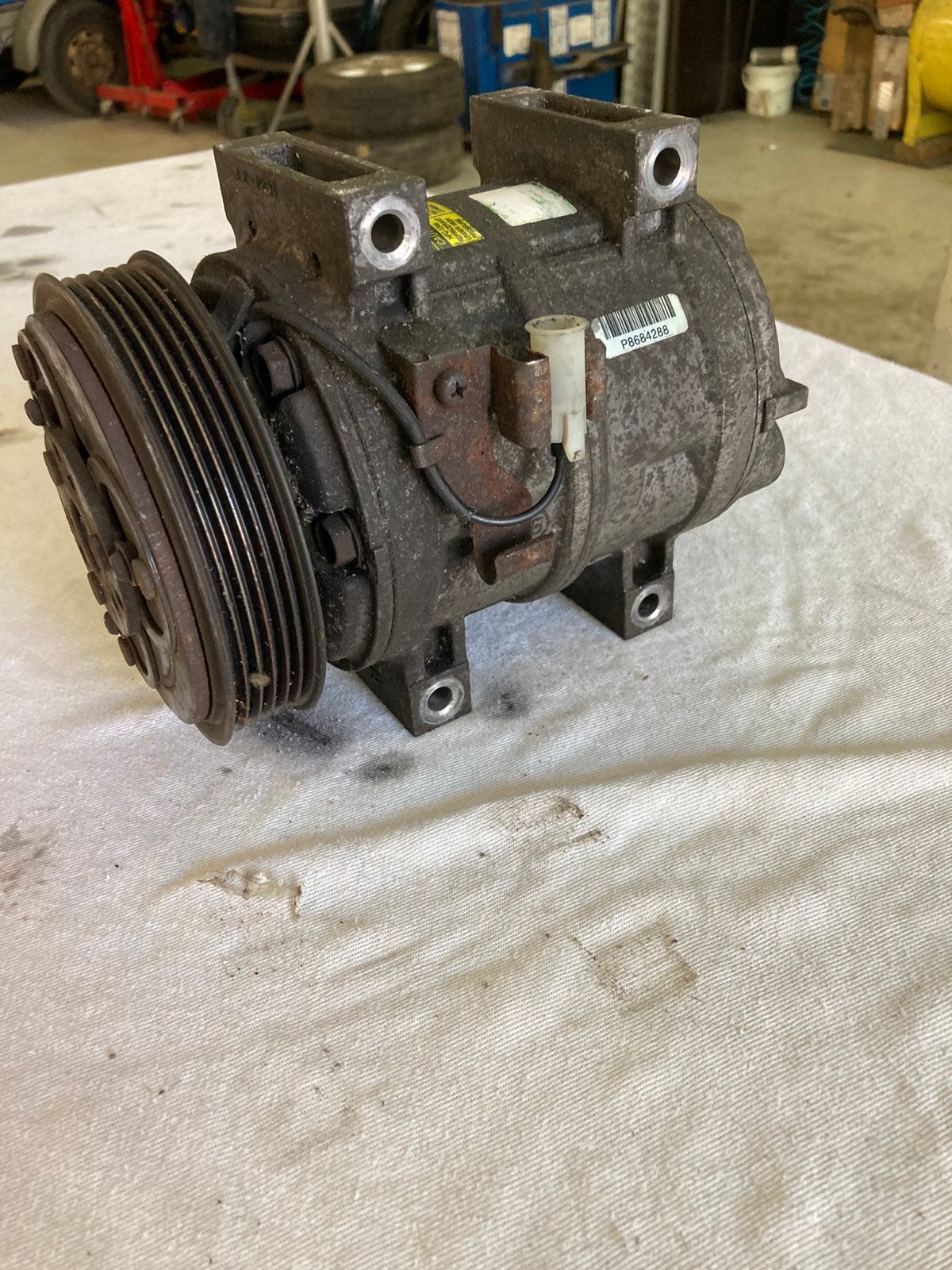 Airco compressor volvo V70 S70 C70 classic, Ophalen, Volvo