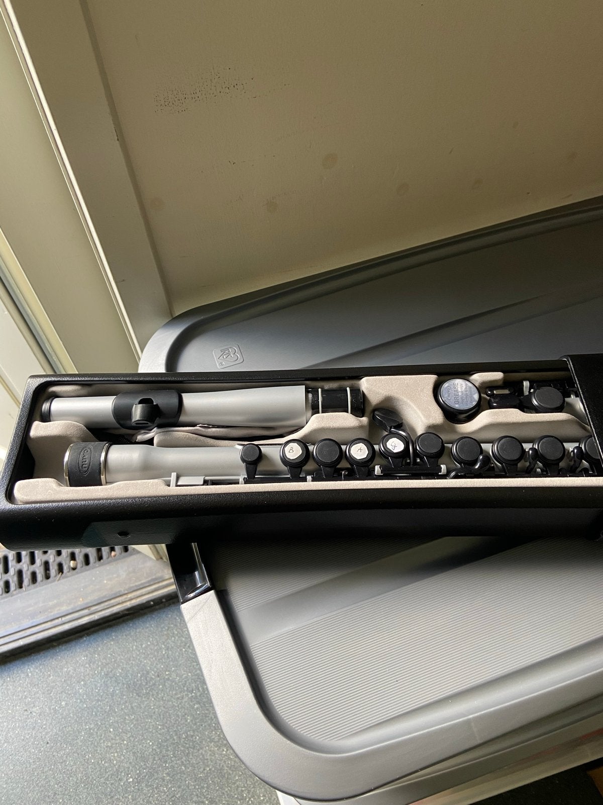 Dwarsfluit Nuvo Student Flute 2.0 - Zo goed als nieuw, Ophalen of Verzenden, Zo goed als nieuw, Dwarsfluit, Met koffer of tas