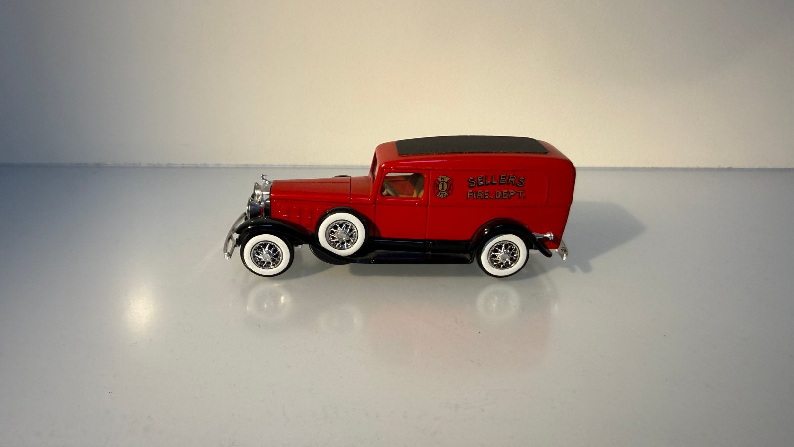 Solido Cadillac V16 1:43, Ophalen of Verzenden, Zo goed als nieuw, Auto, Solido