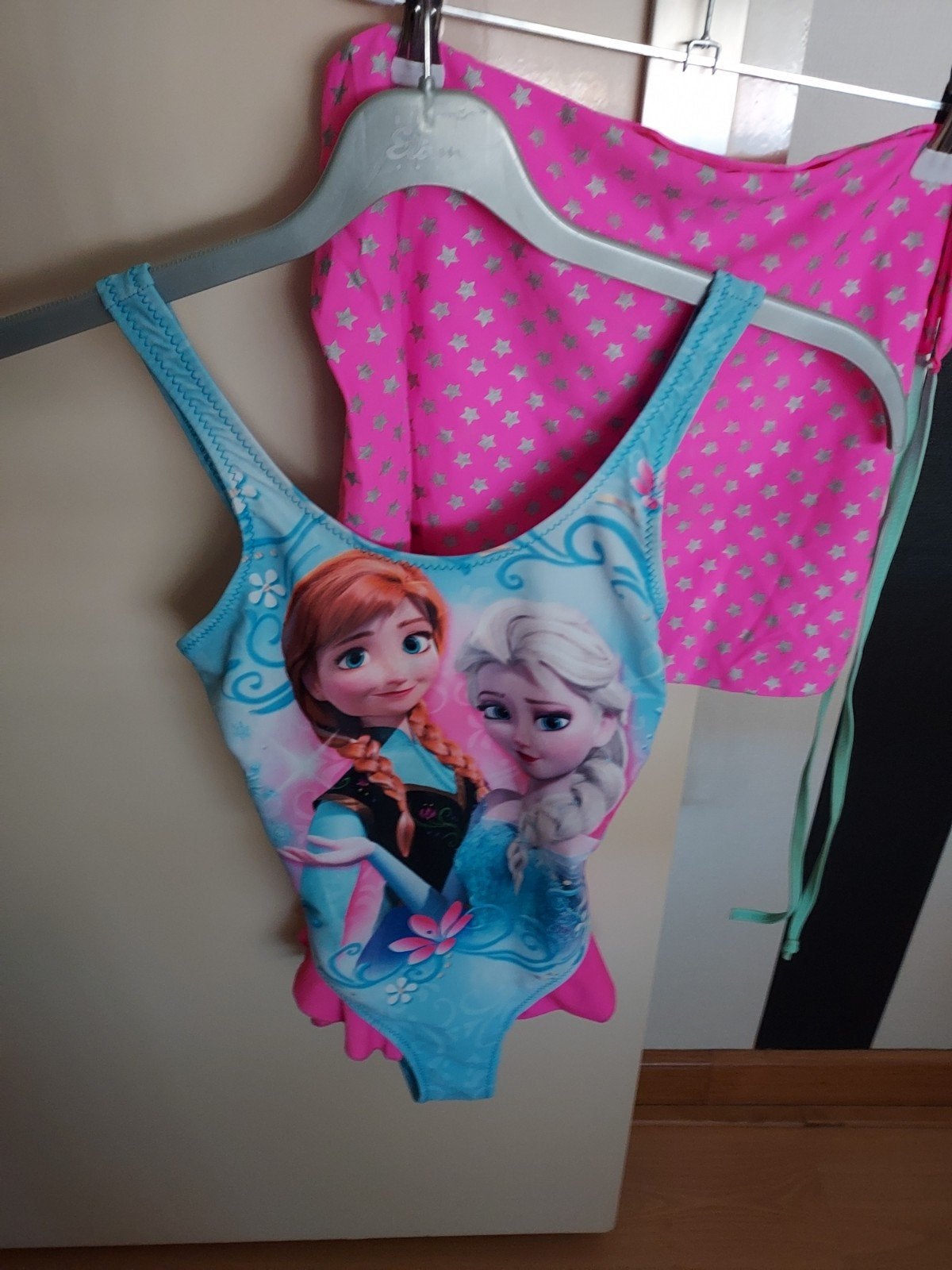 Frozen badpak Anna & Elsa met roze zwemshort, Kinderen en Baby's, Meisje, Badpak, Ophalen of Verzenden, Zo goed als nieuw