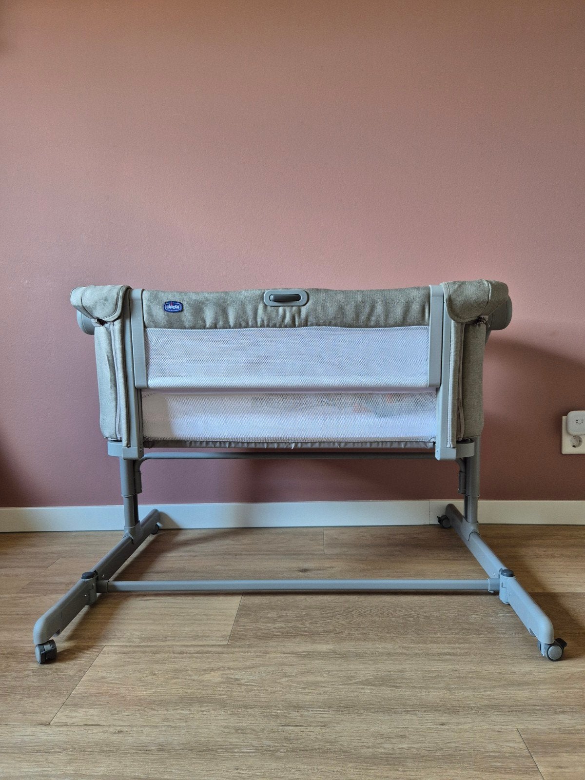 Chicco Next2Me Magic Evo Co-Sleeper Wiegje, Kinderen en Baby's, Babywiegjes en Ledikanten, Zo goed als nieuw, Wieg, Ophalen