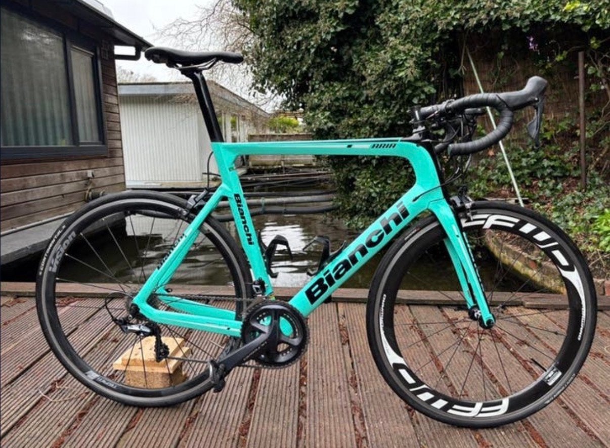Bianchi racefiets - Celeste groen - Zo goed als nieuw, Fietsen en Brommers, 28 inch, Carbon, Zo goed als nieuw, 57 tot 61 cm