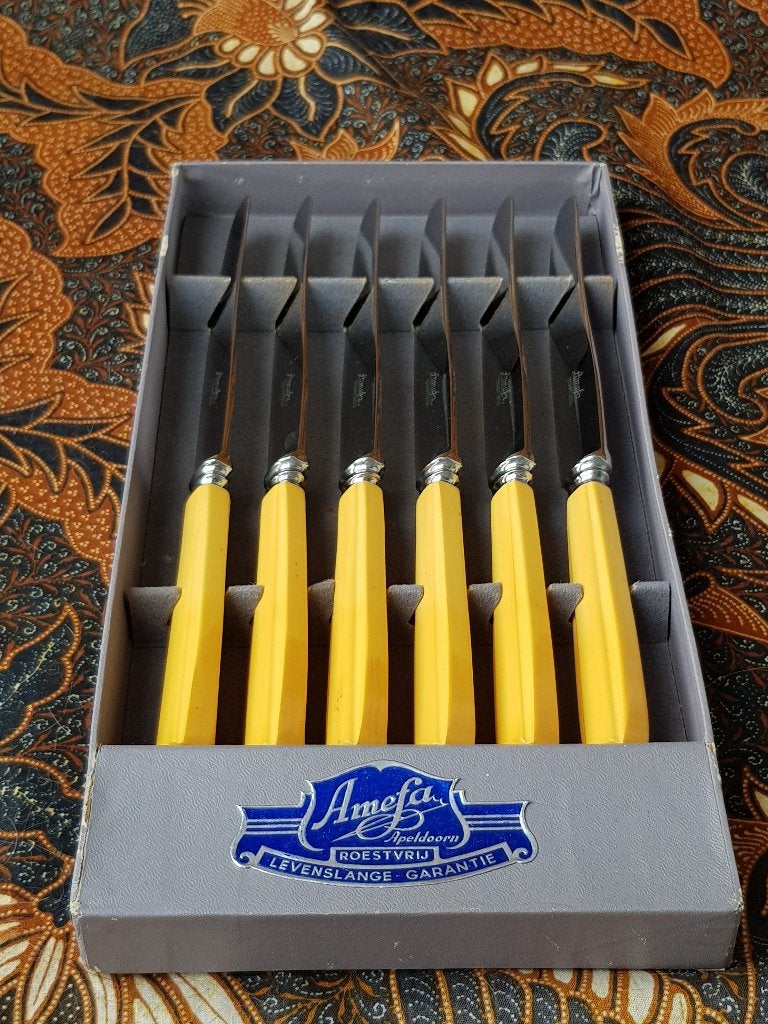 Zes mooie originele Art Deco Amefa botermessen in de doos., Antiek en Kunst, Antiek | Bestek, Ophalen of Verzenden
