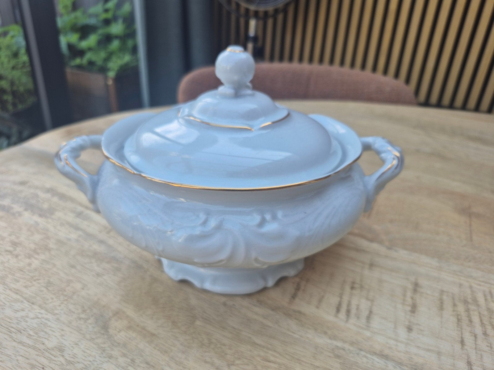 Mooie vintage soep terrine/ schaal, Ophalen