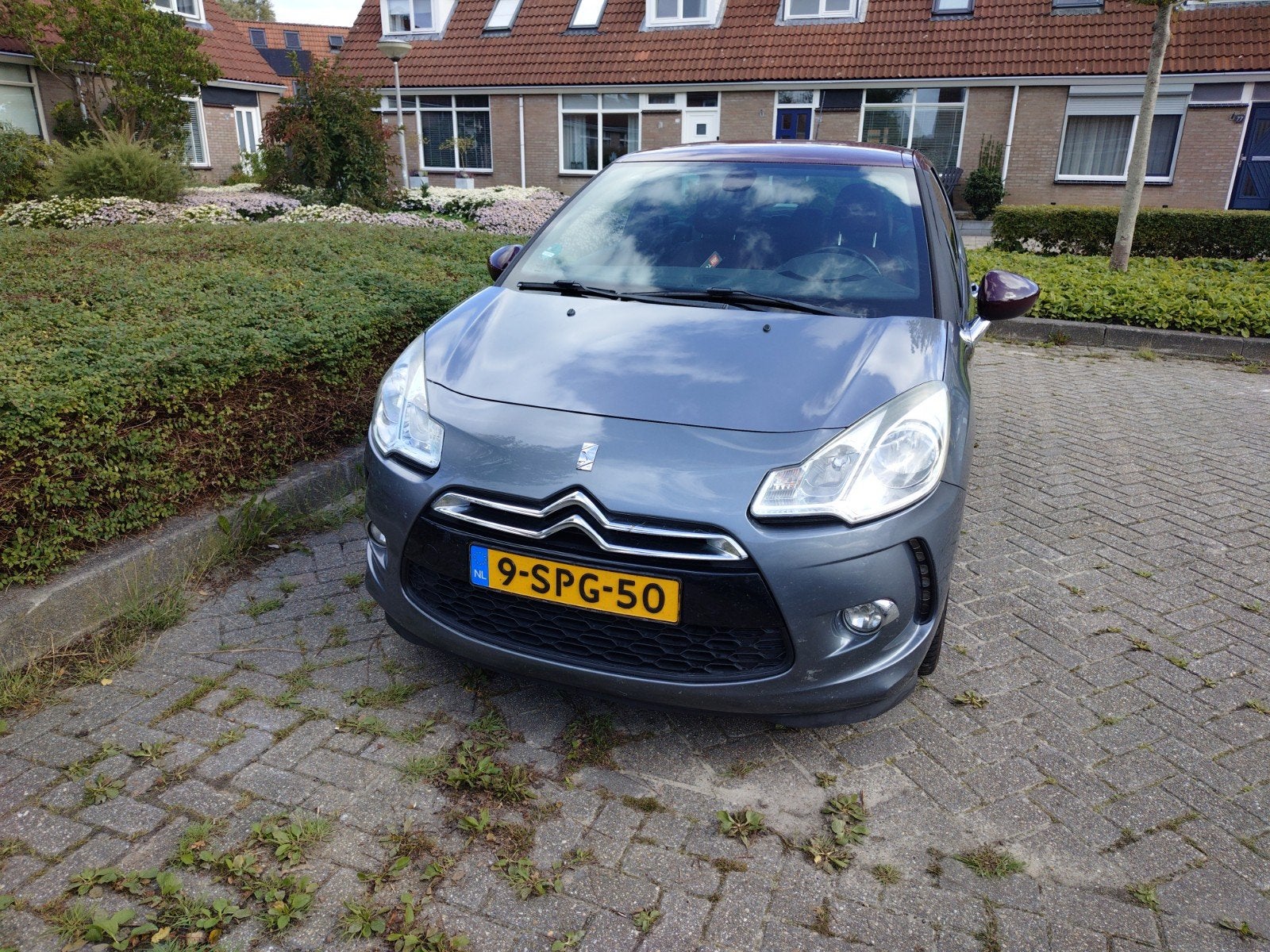 Citroën DS3 1.6 THP 2010 Grijs, Auto's, 15 km/l, 4 cilinders, 49 €/maand, Leder