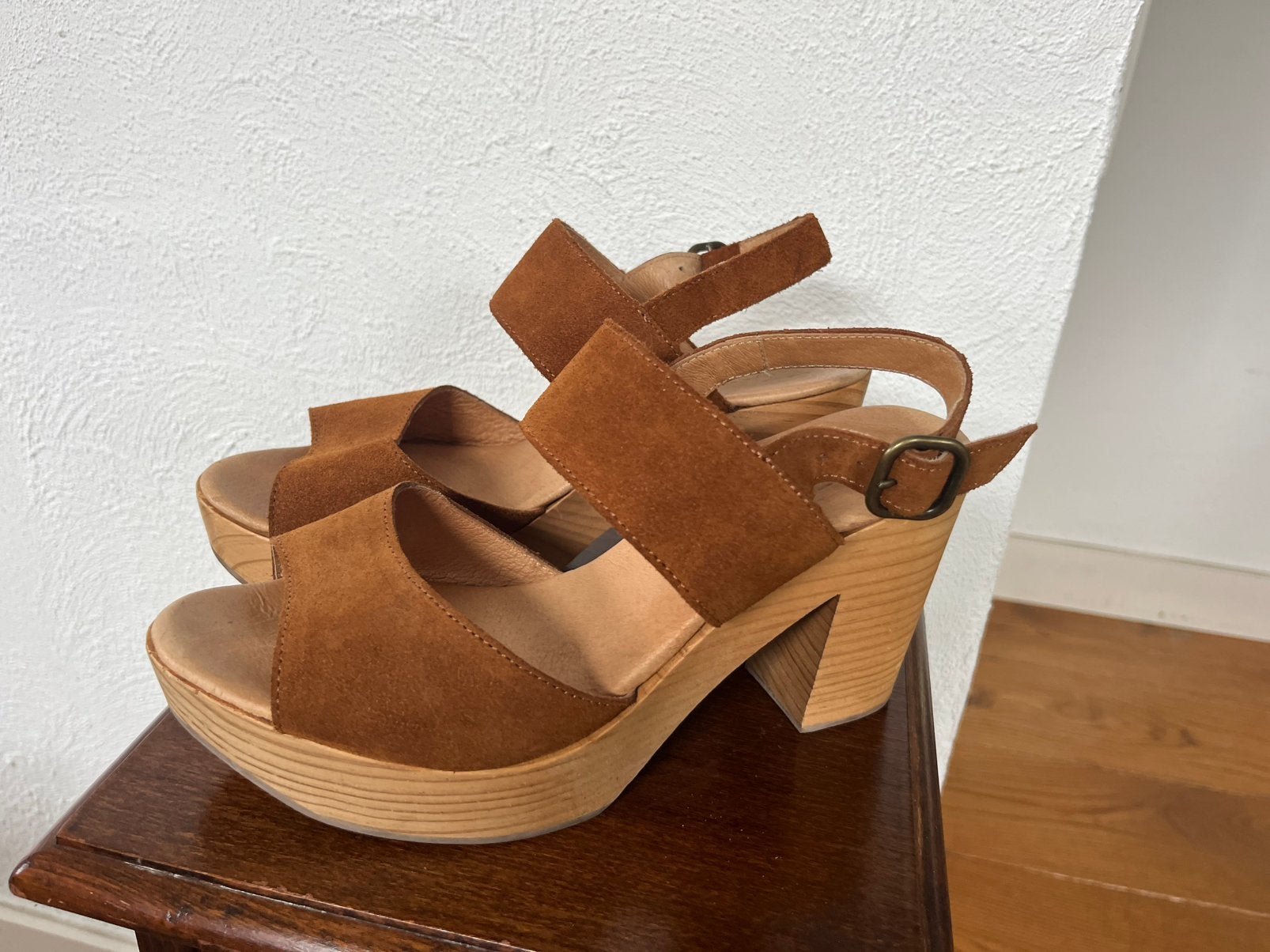 Sandalen mt 40 clogs houten zool en hak van Yerse bruin, Bruin, Zo goed als nieuw, Sandalen of Muiltjes, Ophalen of Verzenden