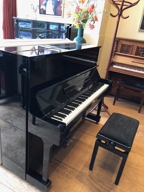 Yamaha Piano Zwart Hoogglans - Zo goed als nieuw, Ophalen, Zwart, Zo goed als nieuw, Piano