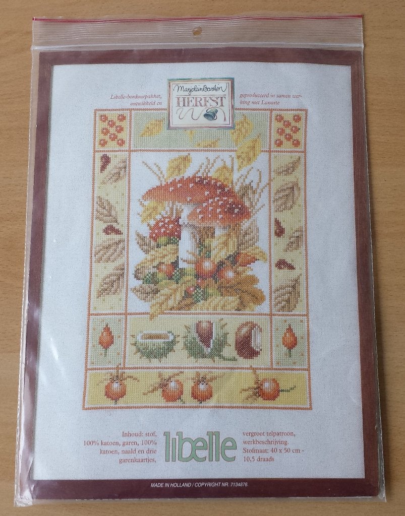 Marjolein Bastin - Herfst Patroon + rest zijde - Libelle, Hobby en Vrije tijd, Libelle / Lanarte, Patroon, Gebruikt, Ophalen of Verzenden