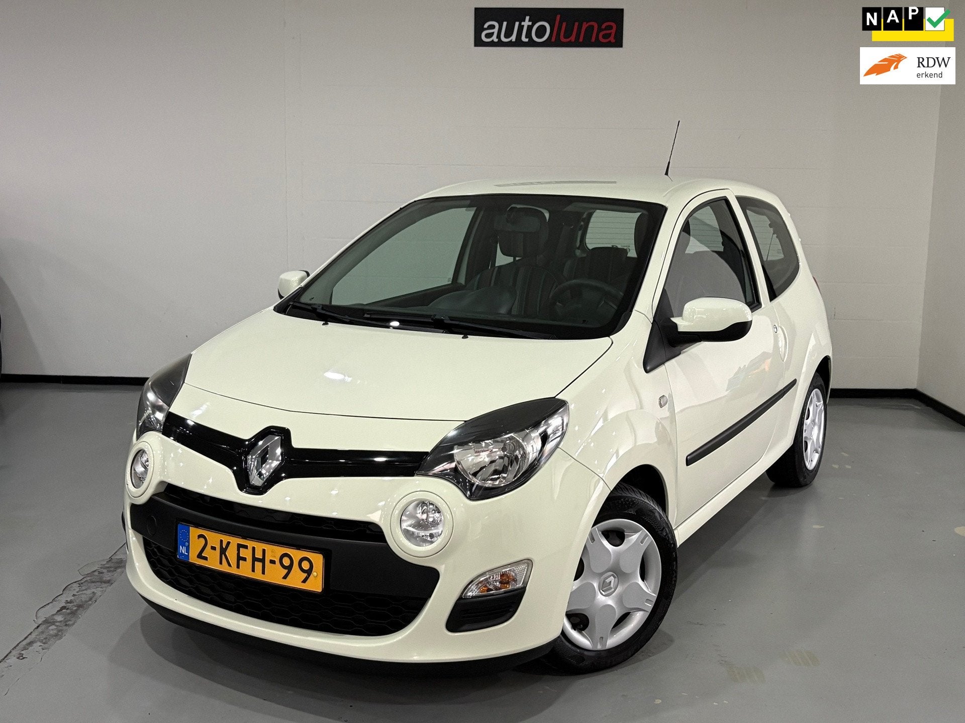 Renault Twingo 1.2 16V Collection, Auto's, Voorwielaandrijving, Twingo, Gebruikt, 4 cilinders