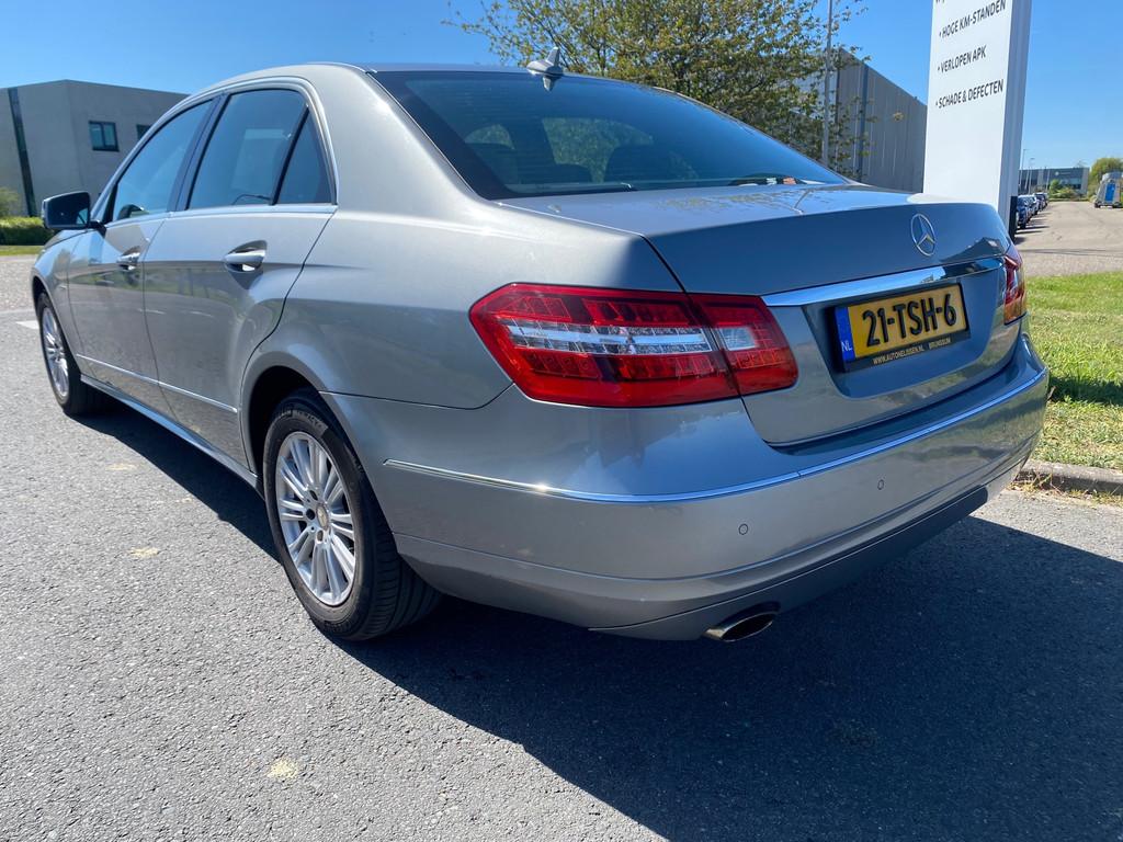 Mercedes-Benz E-klasse 2012 * 250 CGI Business Class * SEDAN, Auto's, Mercedes-Benz, Automaat, Euro 5, Gebruikt, 4 cilinders