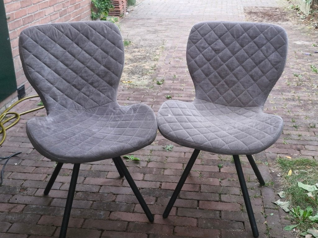 twee eetkamerstoelen, Ophalen, Gebruikt, Grijs, Twee