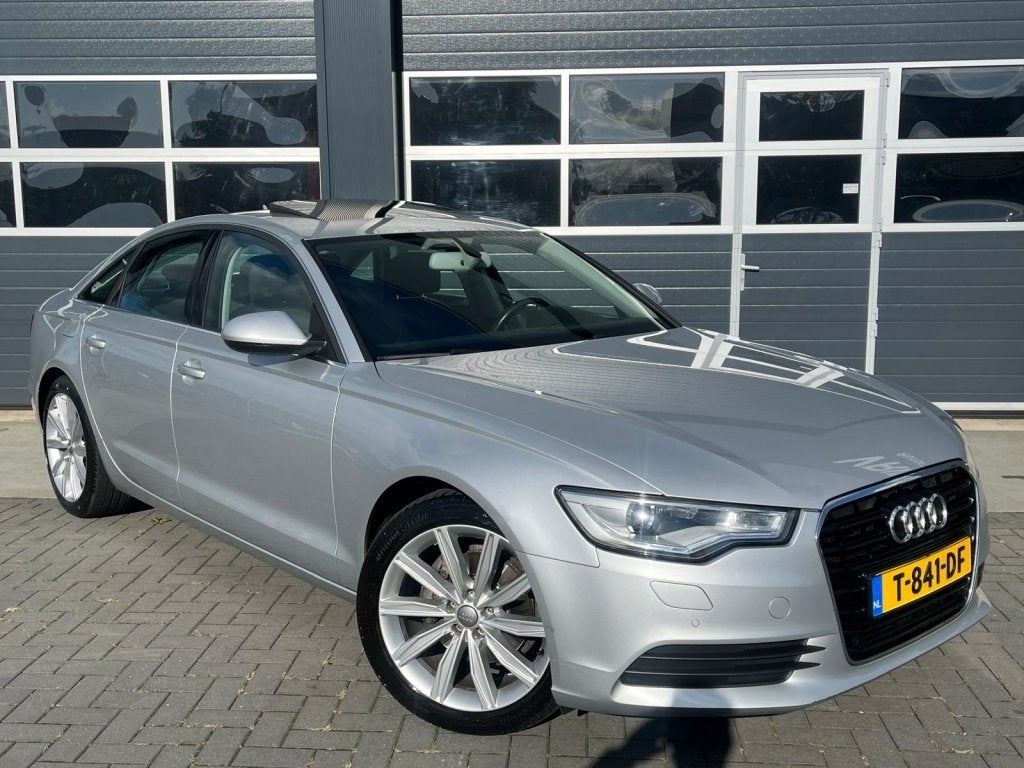 Audi A6 Limousine Nieuw Staat 2.8 FSI (bj 2014, automaat), Auto's, Gebruikt, 2773 cc, Bedrijf, 204 pk