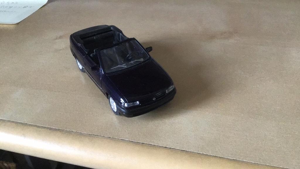 OPEL ASTRA CABRIO NIEUW GAMA MOOI KADO VOOR ? ZEG HET MAAR!, Hobby en Vrije tijd, Modelauto's | 1:43, Nieuw, Auto, Gama, Ophalen of Verzenden