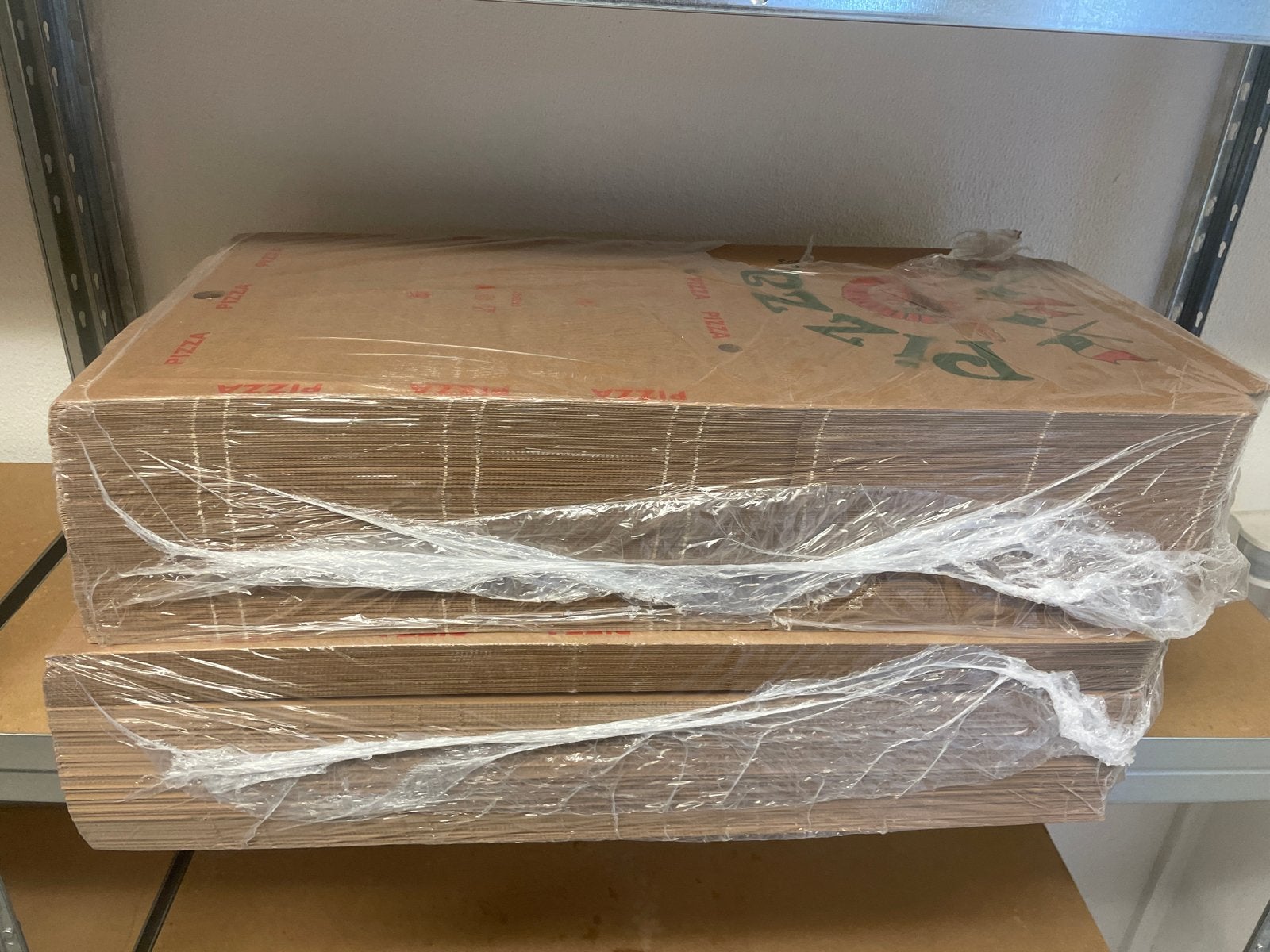 Pizzadozen 32x32x3 cm - 2x 100 stuks, Ophalen