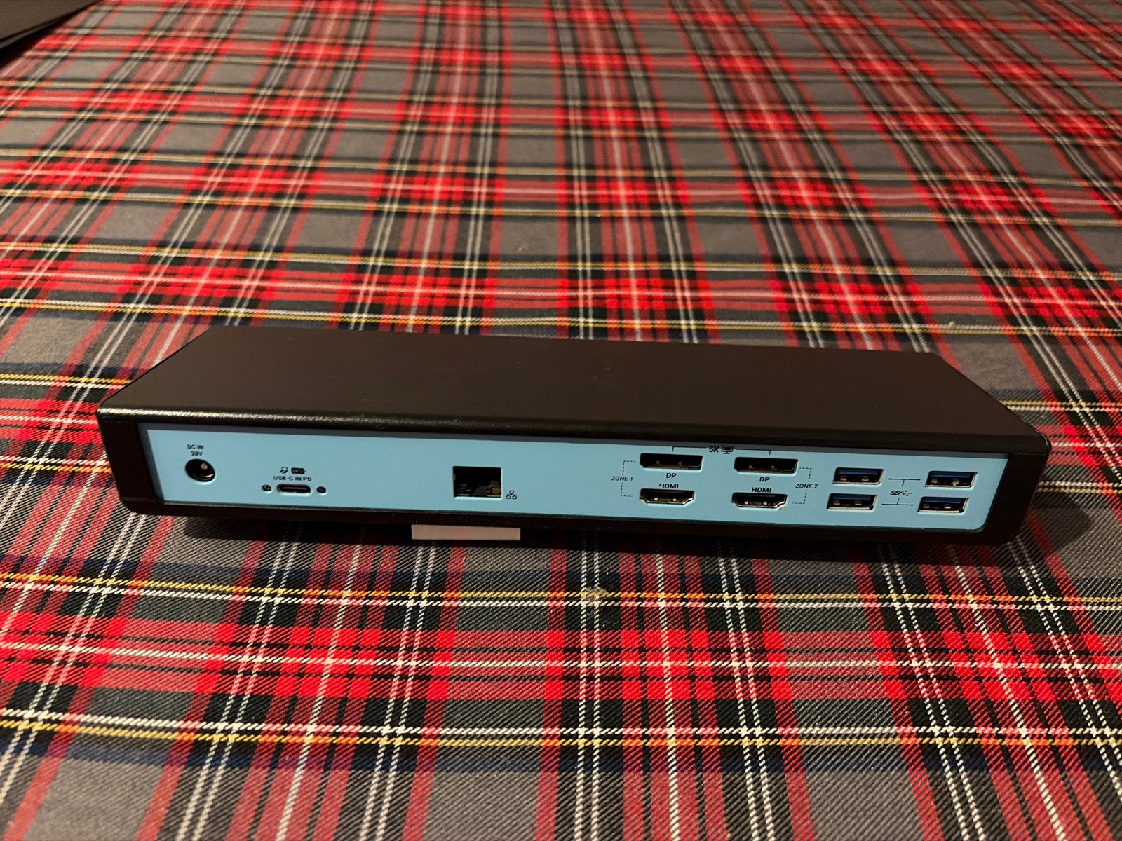 Dell WD19S Docking Station met 180W Adapter, Computers en Software, Dockingstations, Ophalen of Verzenden, Zo goed als nieuw, Docking station