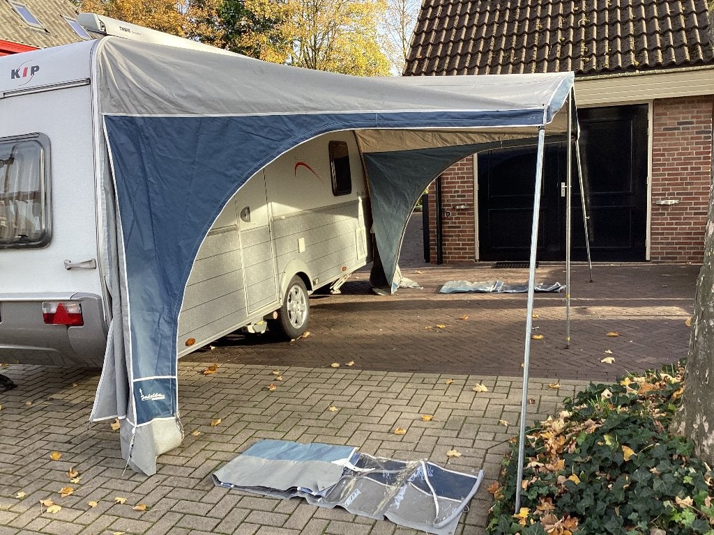 Luifel voor caravan, Caravans en Kamperen, Ophalen, Zo goed als nieuw