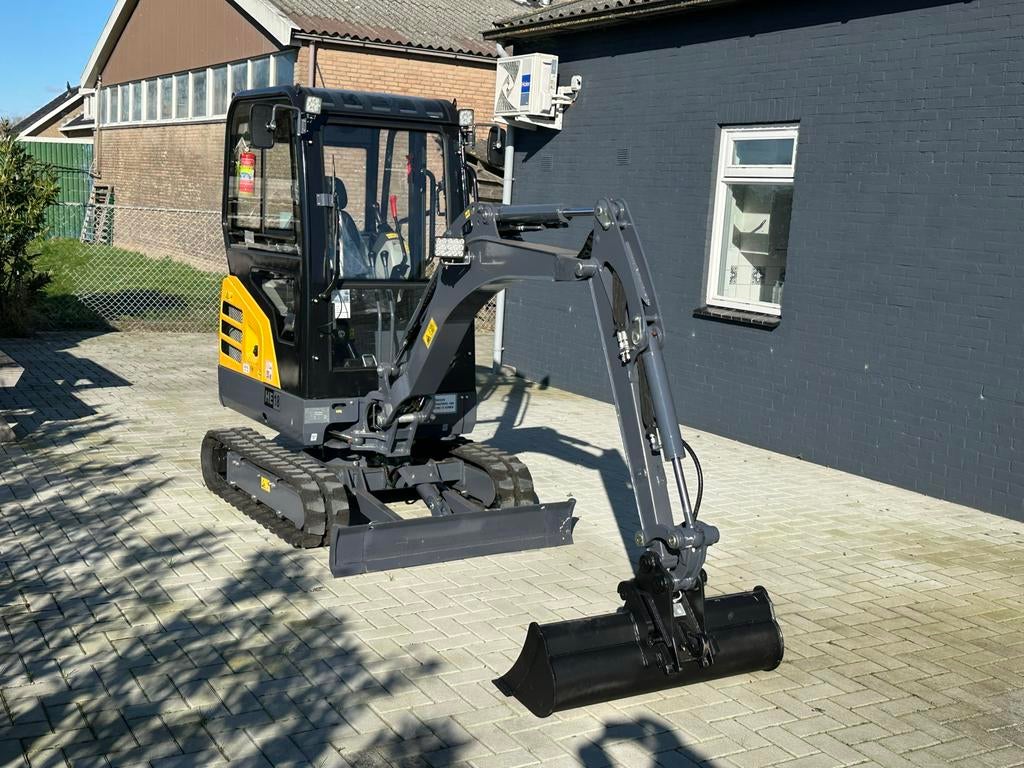 Eurotrac HE18 Minigraver Kubota motor, Zakelijke goederen, Machines en Bouw | Kranen en Graafmachines, Graafmachine, Ophalen